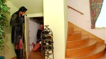 The Man Under the Stairs Screencap 110 on sinx.preview.netperv.com