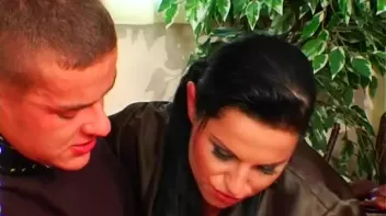 The Man Under the Stairs Screencap 67 on sinx.preview.netperv.com