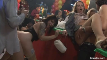 Gash Gamblers Part 2 Screencap 72 on sinx.preview.netperv.com