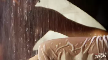 Wetlook Lesbians Eat It Up Screencap 72 on sinx.preview.netperv.com