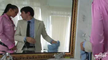 The Regina Monologues Screencap 13 on sinx.preview.netperv.com