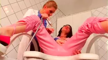 The Wet Tank Screencap 52 on sinx.preview.netperv.com