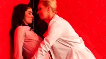 The Wet Tank Screencap 19 on sinx.preview.netperv.com