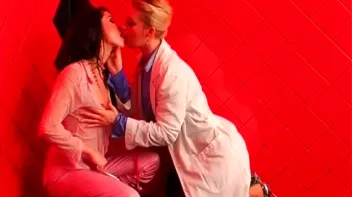 The Wet Tank Screencap 29 on sinx.preview.netperv.com