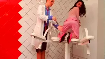 The Wet Tank Screencap 45 on sinx.preview.netperv.com