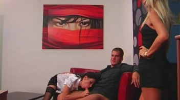 Blonde-Brunette Combo Screencap 37 on sinx.preview.netperv.com