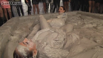 Muddy Wrestling: Jenna Lovely vs Lilith Virago & Gabriella vs. Sheila Screencap 105 on sinx.preview.netperv.com