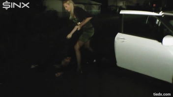 Sexy Officer Taken Hostage Screencap 17 on sinx.preview.netperv.com