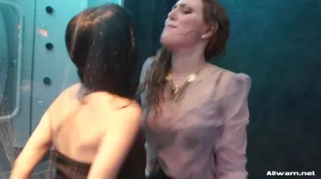 Livin' It Up Wetlook Style Screencap 48 on sinx.preview.netperv.com