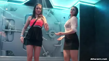 Livin' It Up Wetlook Style Screencap 63 on sinx.preview.netperv.com