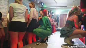 Party Hardcore Gone Crazy Vol. 29 Part 1 - Cam 1 Screencap 10 on sinx.preview.netperv.com
