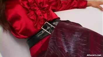 Pouring Milk All Over Each Other Screencap 25 on sinx.preview.netperv.com