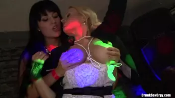 Crazier By The Dozen Part 2 - Cam 1 Screencap 26 on sinx.preview.netperv.com