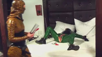 Latexgelüste 3 Screencap 29 on sinx.preview.netperv.com