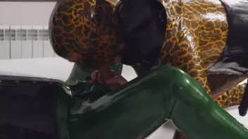 Latexgelüste 3 Screencap 6 on sinx.preview.netperv.com