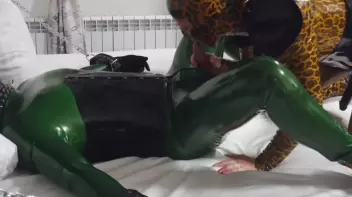 Latexgelüste 3 Screencap 1 on sinx.preview.netperv.com