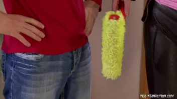 Paint Me Yellow Screencap 8 on sinx.preview.netperv.com