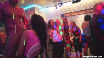 Party Hardcore Gone Crazy Vol. 32 Part 6 - Cam 2 Screencap 10 on sinx.preview.netperv.com