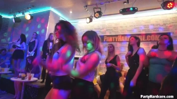 Party Hardcore Gone Crazy Vol. 32 Part 6 - Cam 2 Screencap 14 on sinx.preview.netperv.com