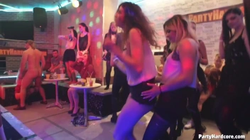 Party Hardcore Gone Crazy Vol. 32 Part 6 - Cam 2 Screencap 15 on sinx.preview.netperv.com