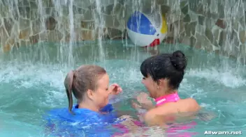 Wet Luxury Screencap 47 on sinx.preview.netperv.com