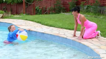 Wet Luxury Screencap 7 on sinx.preview.netperv.com