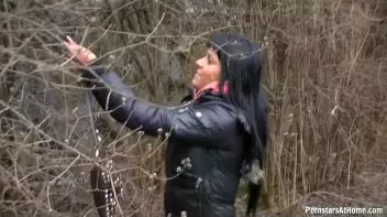 Teeny Babe's First On-Camera Blowjob Ever! Screencap 20 on sinx.preview.netperv.com