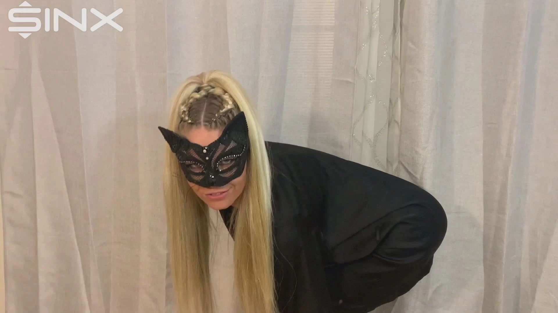 Horny Halloween... on sinx.preview.netperv.com