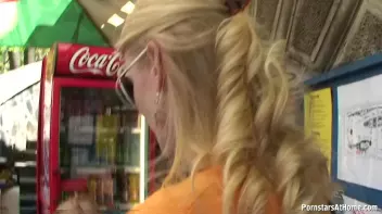 Blowjob Cruisin' Through The City Screencap 25 on sinx.preview.netperv.com