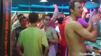 Cock Beach Part 4 - Cam 1 Screencap 76 on sinx.preview.netperv.com