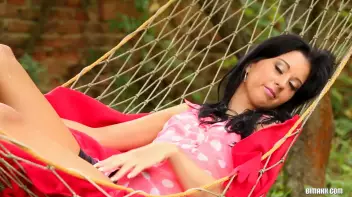 Hunks And Hammocks For The Bi Win Screencap 4 on sinx.preview.netperv.com