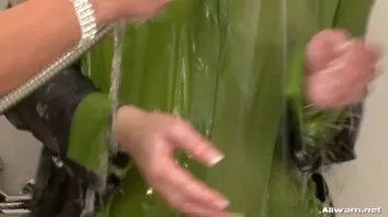Kylie Joins The Wetlook Party Screencap 92 on sinx.preview.netperv.com