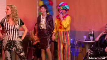 Blonde vs. Brunette Mud Battle Screencap 2 on sinx.preview.netperv.com