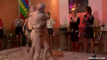 Blonde vs. Brunette Mud Battle Screencap 21 on sinx.preview.netperv.com