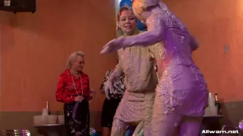 Blonde vs. Brunette Mud Battle Screencap 23 on sinx.preview.netperv.com