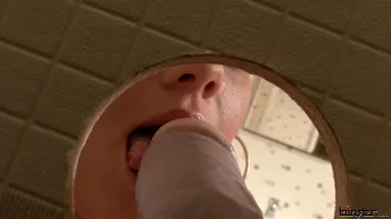 Regina Rides The Slime Wave Screencap 8 on sinx.preview.netperv.com