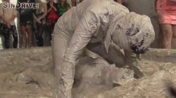 Muddy Wrestling: Regina vs. Kirsten Plant Screencap 90 on sinx.preview.netperv.com