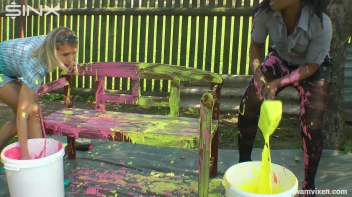 Messy Mamacitas, Girlfriends Paint Themselves Pretty Screencap 10 on sinx.preview.netperv.com