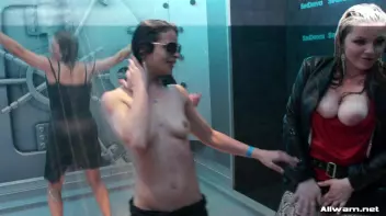 Soaking Wet Sexy Dancing Screencap 79 on sinx.preview.netperv.com