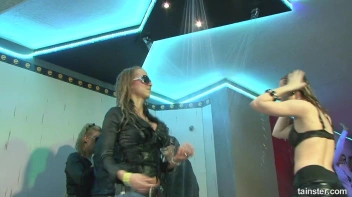 Gangsters Paradise Part 5 - Cam 4 Screencap 65 on sinx.preview.netperv.com