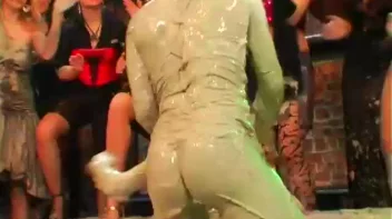 Gia vs. Katy Screencap 14 on sinx.preview.netperv.com