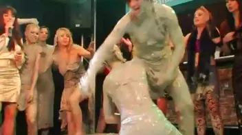 Gia vs. Katy Screencap 32 on sinx.preview.netperv.com