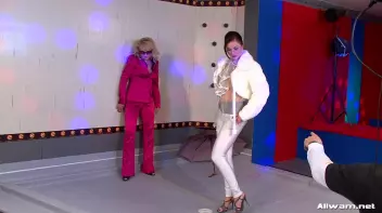 Wet Photo Shoot 80s Style Screencap 8 on sinx.preview.netperv.com