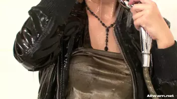 Kylie Joins The Wetlook Party Screencap 119 on sinx.preview.netperv.com