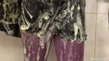 Kylie Joins The Wetlook Party Screencap 53 on sinx.preview.netperv.com