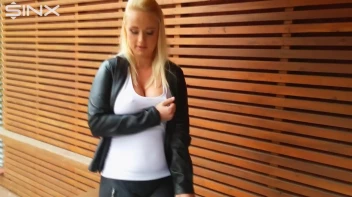 Titty Bouncing Blonde Smokes Outside Screencap 21 on sinx.preview.netperv.com