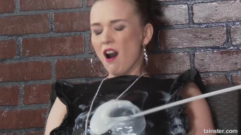 Just Chillin' Till The Cum Starts Spillin' Screencap 11 on sinx.preview.netperv.com