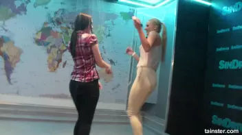 Wet amateur babes go wild Screencap 43 on sinx.preview.netperv.com