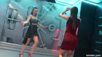 Wet amateur babes go wild Screencap 7 on sinx.preview.netperv.com