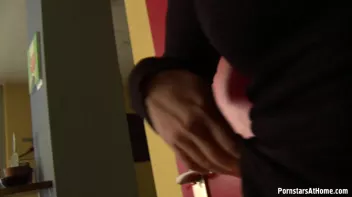 No Need To Leave The Bar With This Babe! Screencap 29 on sinx.preview.netperv.com